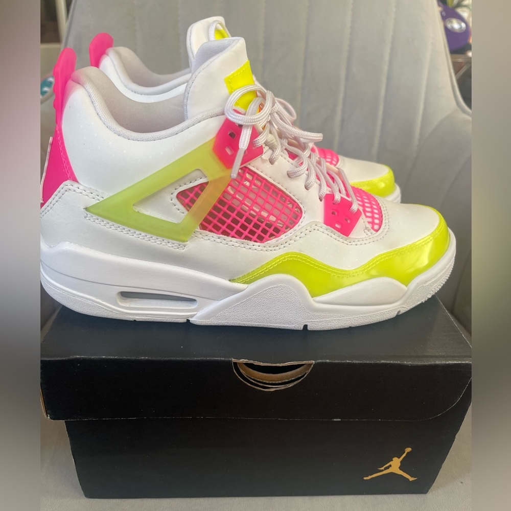 JORDAN 4 RETRO WHITE LEMON PINK - Picture 3 of 12